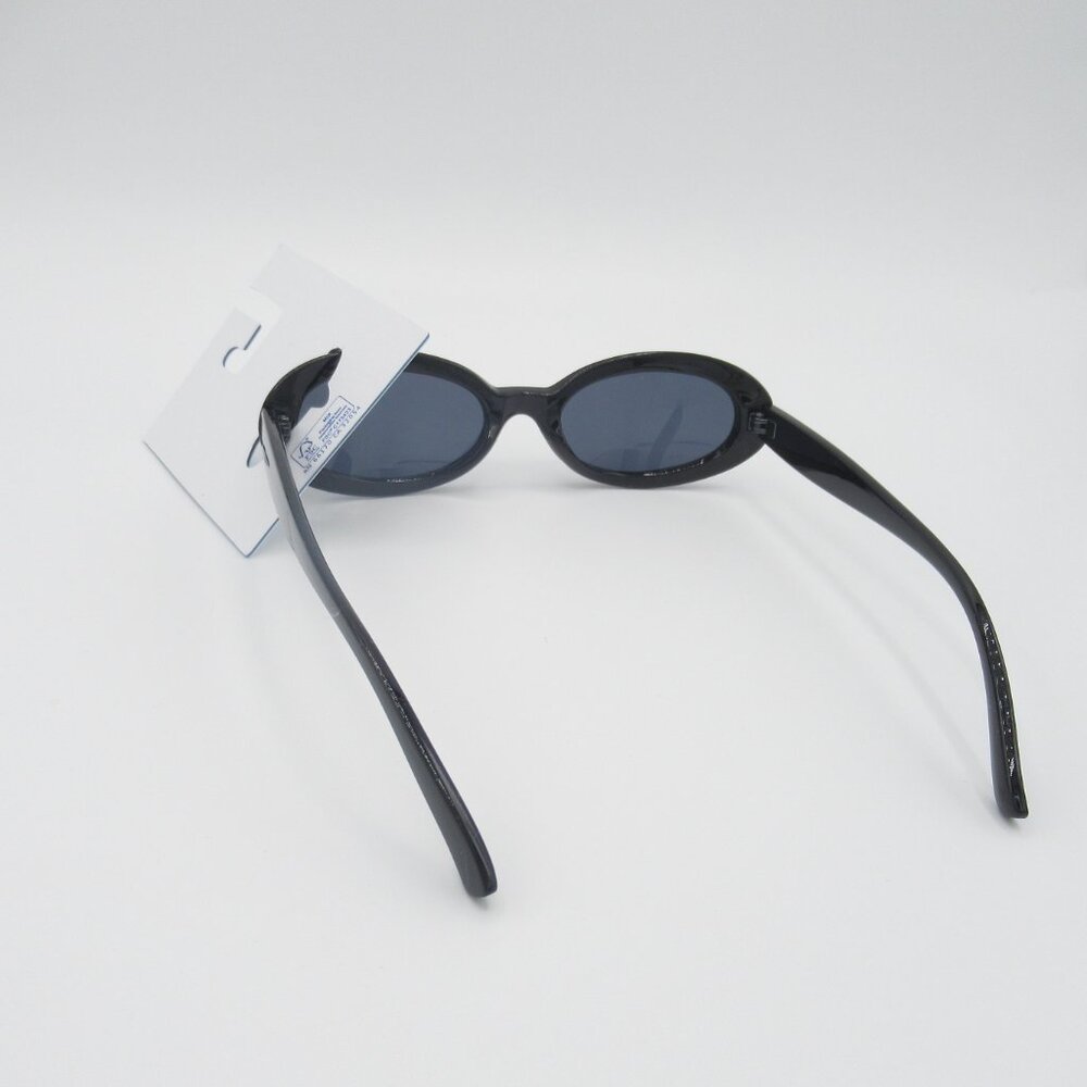 Urban Outfitters UO Mazzy '90s Plastic Oval Sunglasses Black Y2K - Picture 6 of 6